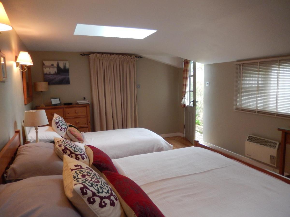 Motts Bed & Breakfast Great Dunmow Exterior photo